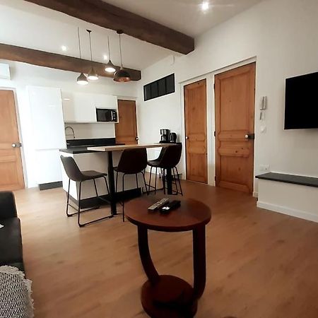 Classe 4 Etoiles - Cybele - Centre Ville 2 Chambres, Cour Privative Et Garage 비엔 외부 사진