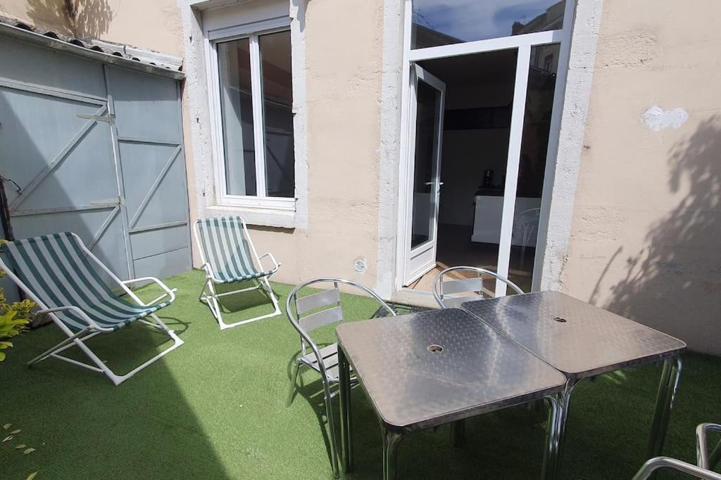 Classe 4 Etoiles - Cybele - Centre Ville 2 Chambres, Cour Privative Et Garage 비엔 외부 사진